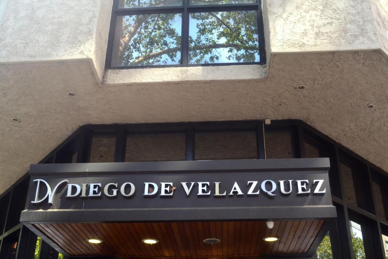 Hotel Diego De Velazquez سانتياغو المظهر الخارجي الصورة