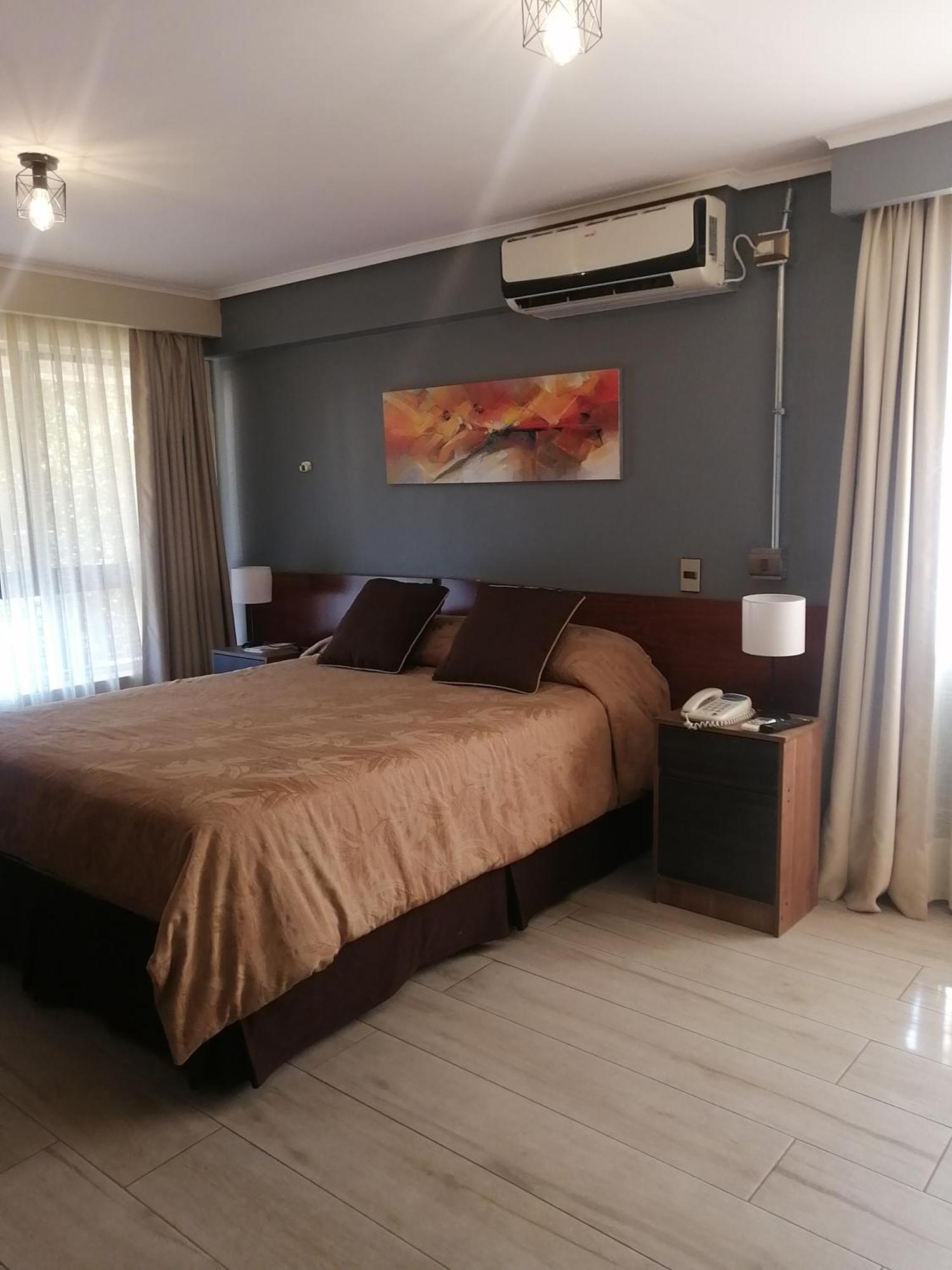 Hotel Diego De Velazquez سانتياغو المظهر الخارجي الصورة